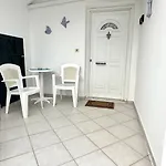 Casa Blanca Appartamento Pírgos Dhiroú