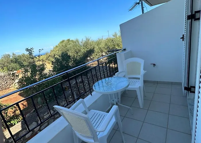 Casa Blanca Daire Pírgos Dhiroú